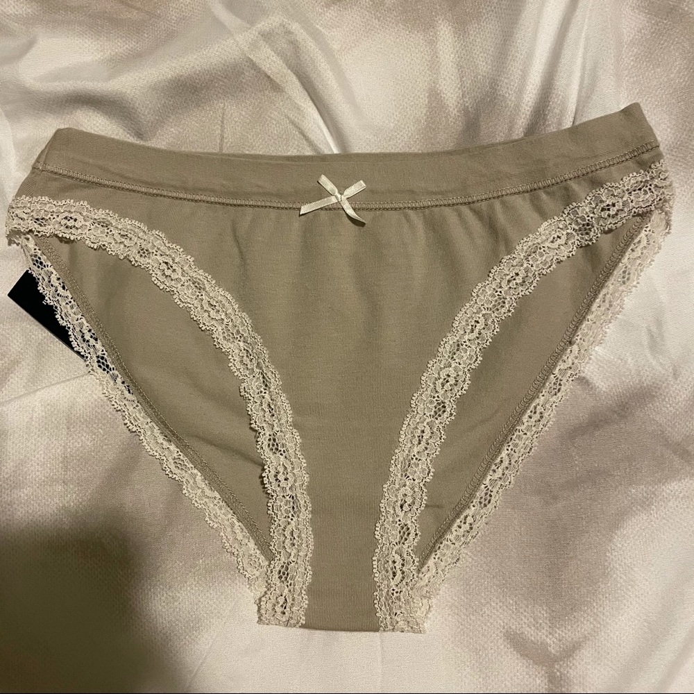 Brandy Melville undies